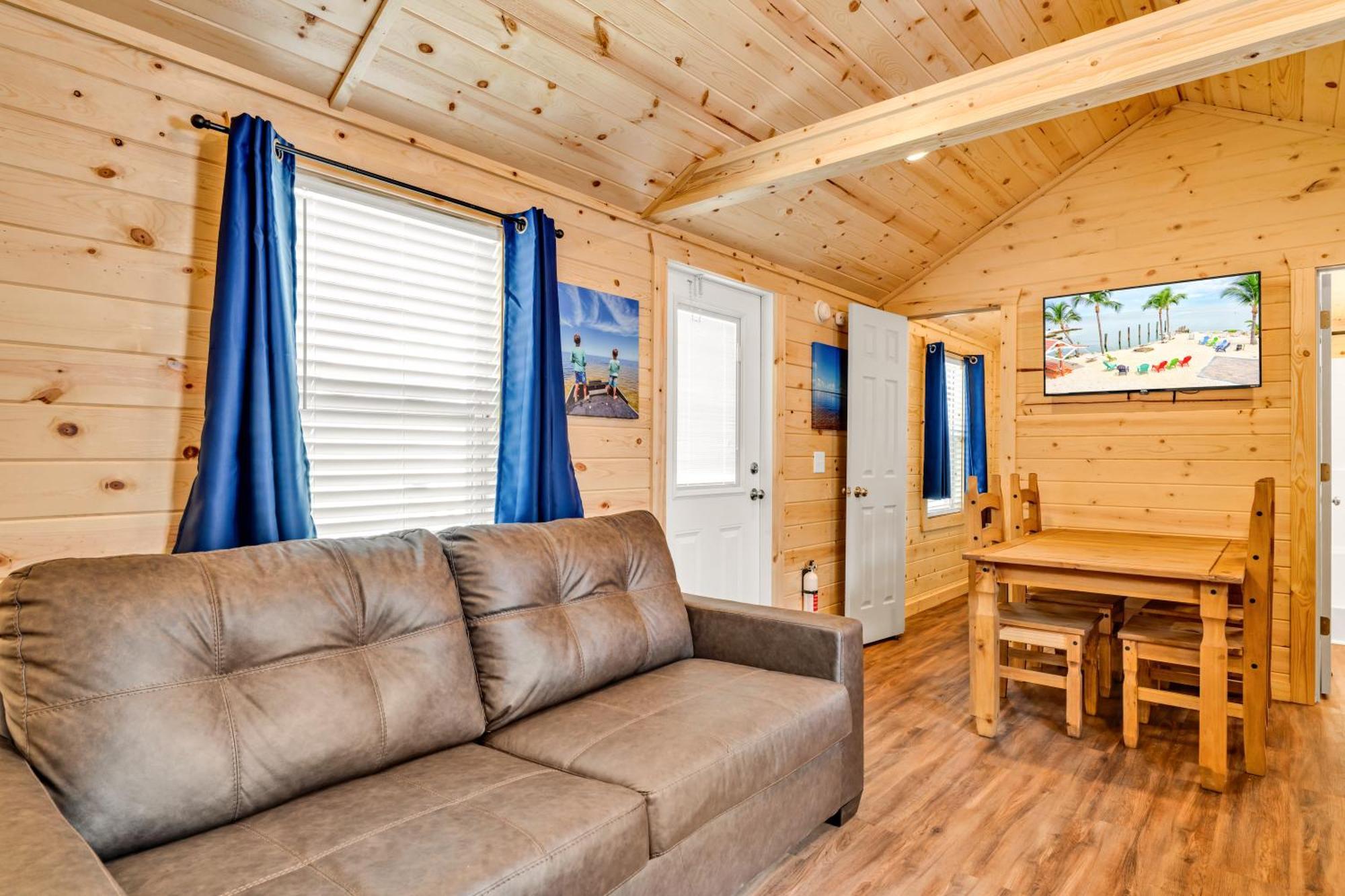 Good Times Motel And Marina Steinhatchee Экстерьер фото