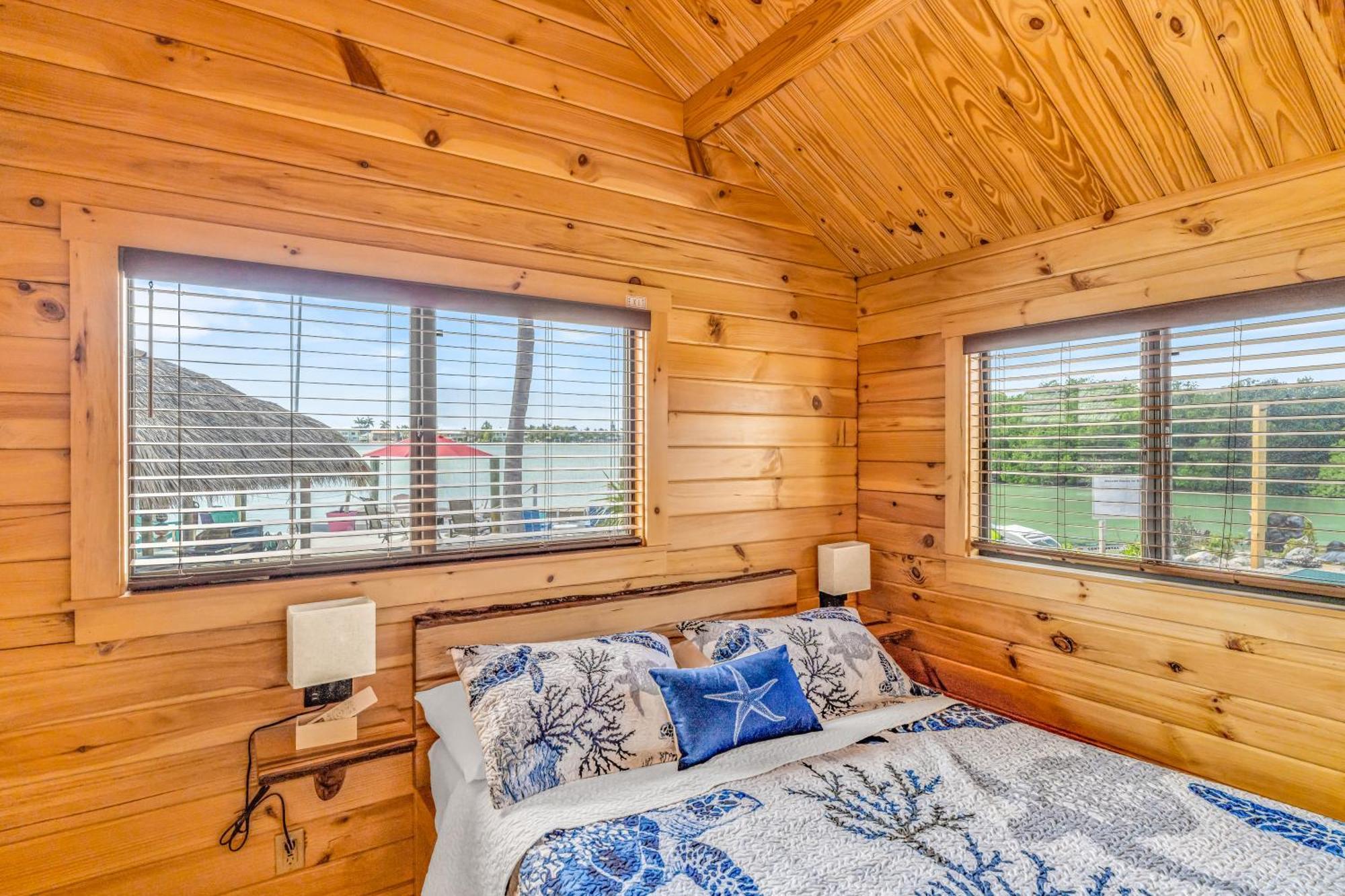 Good Times Motel And Marina Steinhatchee Экстерьер фото